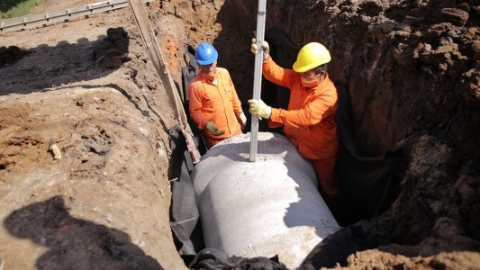 Comenzaron las obras del municipio en los barrios Las Lomas y Cabal