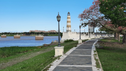Martes con buen tiempo y cielo despejado en la ciudad