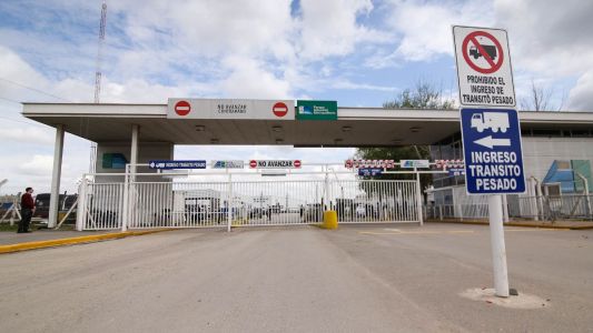 Un operario del Parque Industrial de Pérez murió aplastado por una bobina de 10 mil kilos