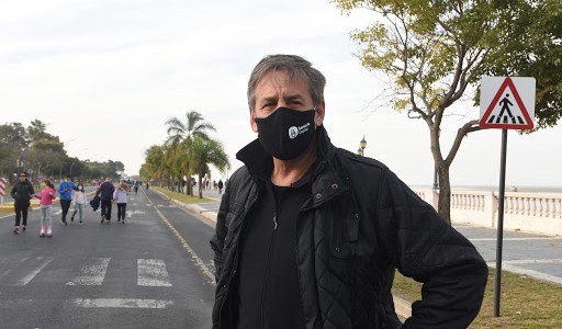 "Es muy difícil programar a futuro porque tampoco el comportamiento del virus nos permite eso”