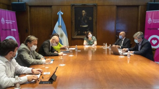 Tras el escándalo del "vacunatorio VIP", la SIGEN controlará el plan de vacunación nacional