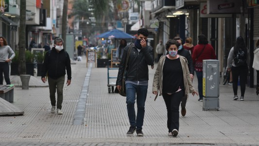 Piden recuperar "la mística del cuidado" para evitar medidas restrictivas severas