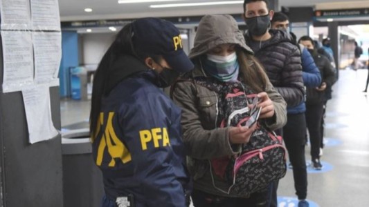 Reforzarán los controles en el transporte público con el apoyo de las fuerzas federales