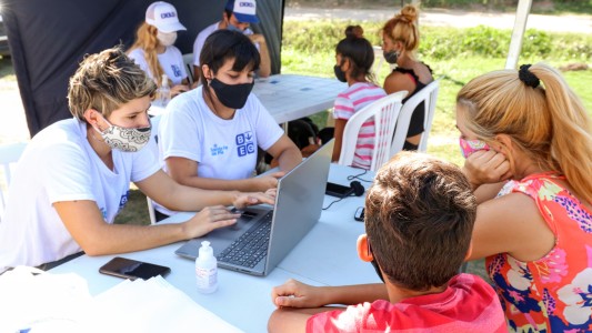 Se presentó el Boleto Educativo Gratuito en el barrio Las Lomas