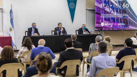 Mammarella: "Celebramos estos 60 años de desarrollo territorial en Esperanza"