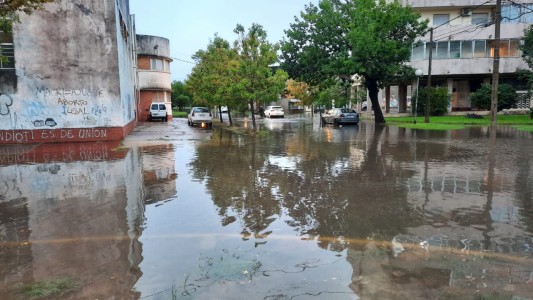 Por la tormenta, la municipalidad realizó limpieza de drenajes y bocas de tormentas