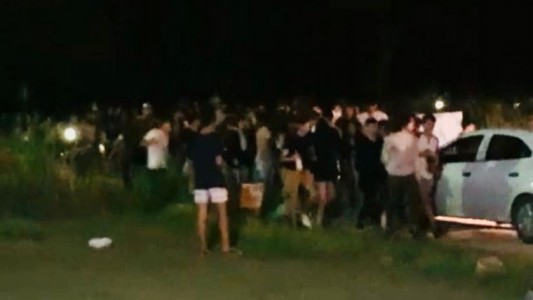 Córdoba: La policía desactivó fiesta clandestina con 300 asistentes