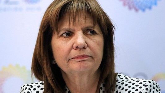 Patricia Bullrich renunció a la candidatura de las próximas elecciones y apuntó al 2023