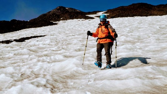 El docente que escala montañas desde que se recuperó de un infarto