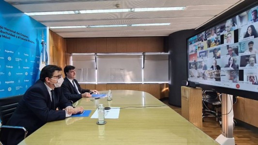 Salario Mínimo: acordaron un aumento de 35 % en siete cuotas