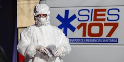 "A veces se espera que un paciente fallezca para tener una cama disponible"