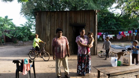 Tras la muerte de dos niños wichi, buscan poder trasladar enfermos graves aun sin aceptación de padres