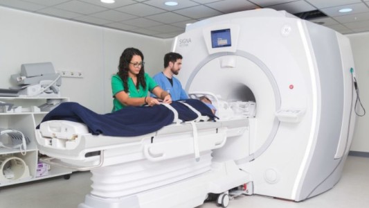 Advierten que la medicina nuclear se encuentra paralizada por falta de insumos