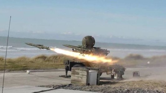 La Argentina rechazó el lanzamiento de misiles del Reino Unido en ejercicios militares desde Malvinas