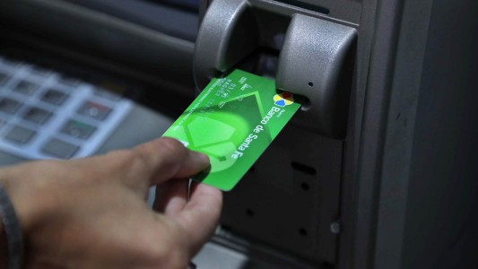 Esta semana comienza el pago de haberes a los agentes provinciales y pasivos