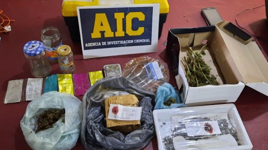 Secuestran una balanza, drogas y detienen a tres personas en Barrio UPCN
