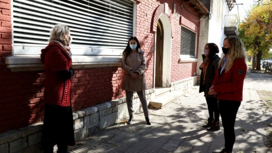 Funcionarias de Educación visitaron la Escuela Especial 2090, que será reordenada