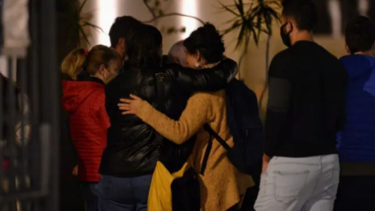 El profundo dolor en la despedida a Miguel Lifschitz en la Biblioteca Argentina