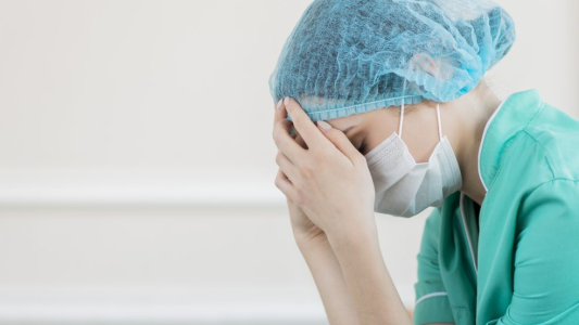 Ante la falta de camas, los enfermeros apelan a la responsabilidad social de todos