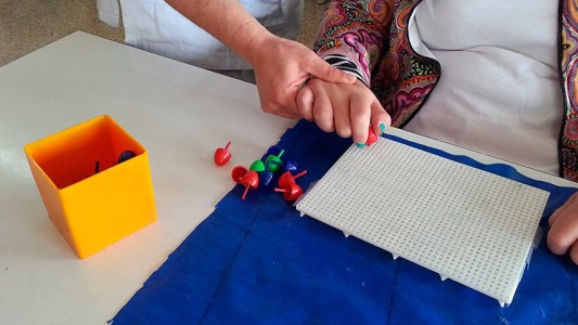 Terapistas ocupacionales solicitan ser incluidos en el calendario de vacunación