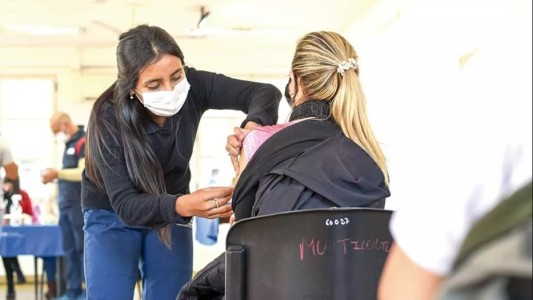 Misiones avanza en la vacunación de mayores de 40 años sin factores de riesgo