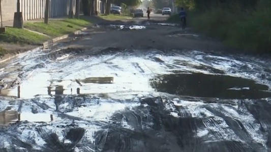 Vecinos de Barrio Las Flores II reclaman por mejoras en las calles