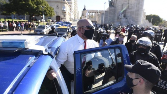 Amra denuncia a médicos anticuarentena: "lo que dicen y transmiten es ignorancia"