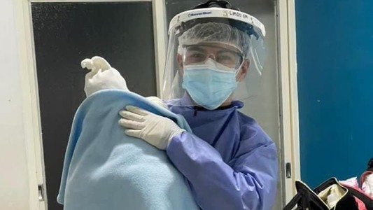 Voluntad pura: tiene 18 años y asistió a una mujer que debía dar a luz en soledad por el Covid