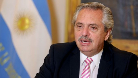 Alberto Fernández: "Pfizer puso más obstáculos para firmar que nosotros"