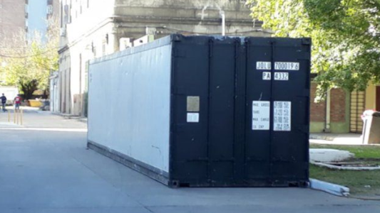 Poletti: "La morgue del Cullen no colapsó, no vamos a poner a los muertos en un container"