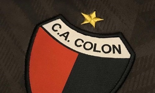 Está listo: el escudo de Colón ya tiene su primera estrella