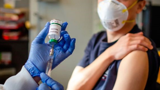 Más de 4500 santafesinos serán vacunados en la jornada de este viernes en la ciudad