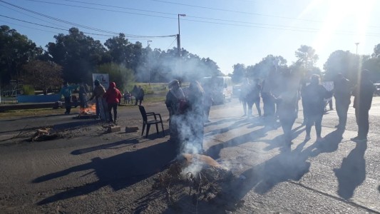 Puesteros de clubes del trueque de la Estación Mitre y el CIC reclamaron "que los dejen trabajar"
