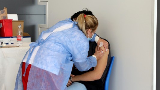 Comienzan a colocar segundas dosis de Sputnik V en la ciudad de Santa Fe