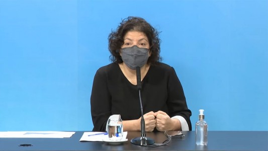 Vizzotti: se observa "un descenso de casos de coronavirus en todas las regiones del país"