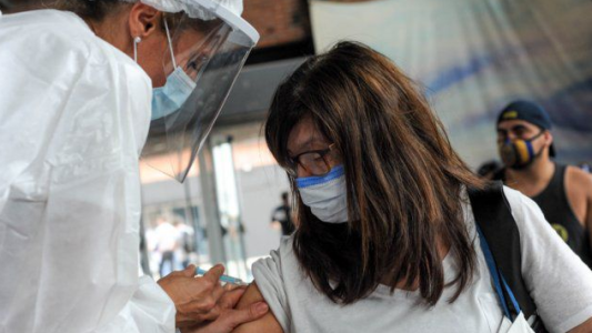 Más de 5 mil santafesinos serán vacunados en la jornada de hoy en la ciudad