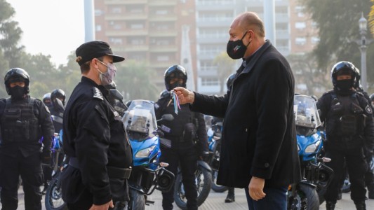 La provincia entregó 55 motos a la Policía del Departamento La Capital