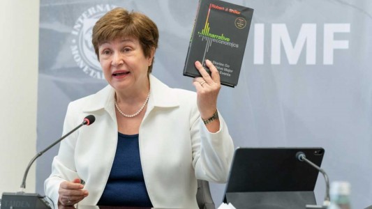 El FMI avanza con el mayor paquete de ayuda: Argentina recibiría US$ 4.300 millones