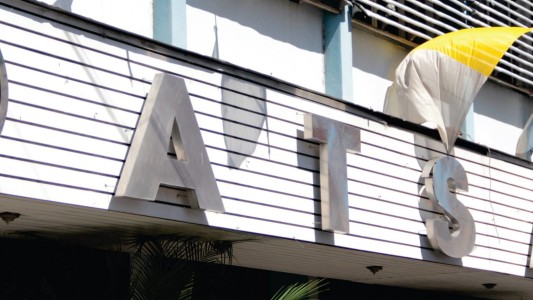 "Nos niegan el aumento": trabajadores de la sanidad del ámbito privado van al paro