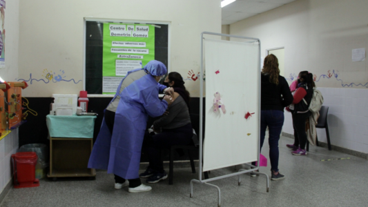 Récord de turnos: hoy se vacunará a más de 40 mil santafesinos