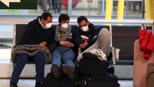 La directora de Migraciones y los varados: "No vamos a poner aviones especiales"