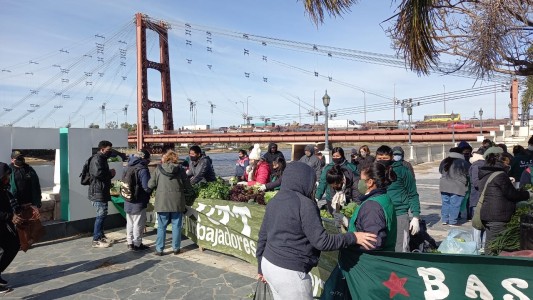 Verdurazo por el derecho al acceso a la tierra: regalaron 1000 kilos de verduras