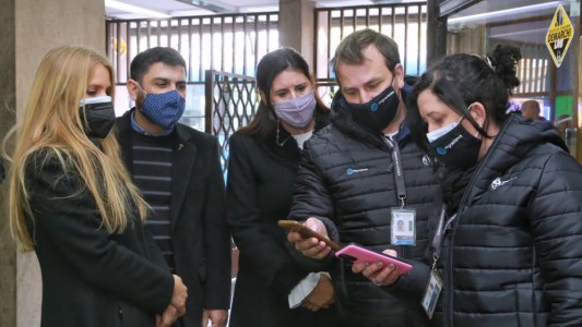 Refuerzan controles para que los ciudadanos que vuelven del exterior cumplan el aislamiento