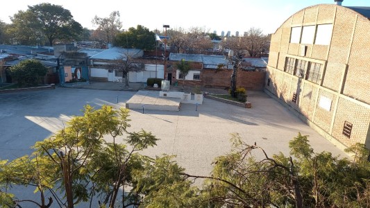 “Los chicos están felices”: retorna la presencialidad en secundarios de la ciudad