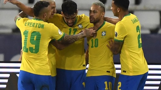 Brasil venció a Perú y espera en la final por Argentina o Colombia