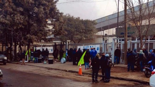 Amenazan paralizar puertos en el sur santafesino por un conflicto ajeno a la agroexportación