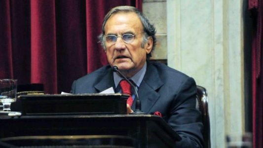 La provincia decretó dos días de duelo por la muerte de Carlos Reutemann