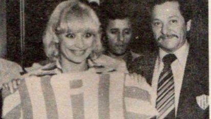 La santafesina que asistió al show de Raffaella Carrá en Unión y la vio “con largavistas”