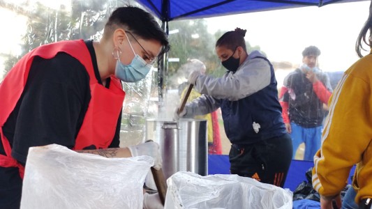 Organizan una posta de asistencia y controles para personas en situación de calle