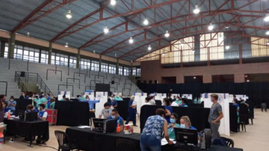 La campaña de vacunación continúa este miércoles en el CEF 29